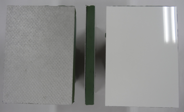 吸音材に使用される素材～グラスウールと弊社製品の比較実験＠神奈川大学