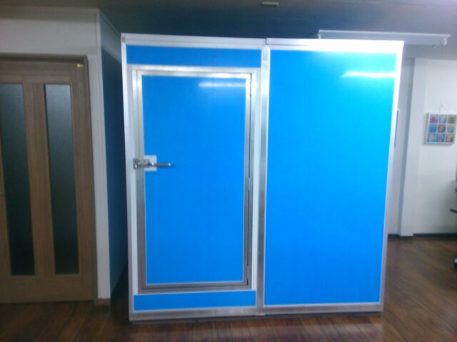 ショールームをオープンしました～簡易防音室を設置