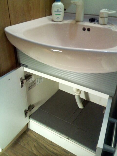 洗面台下の湿気に悩んでました～石川県Nさん