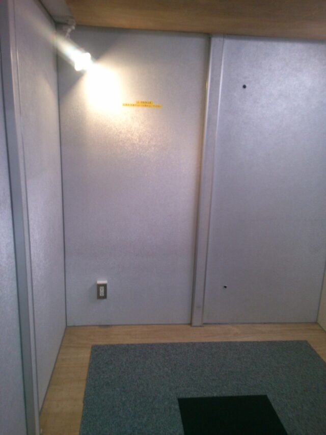 マンションや自室に簡易吸音ブースを設置