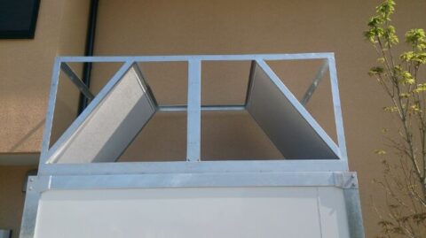 室外機防音対策～防音パネル設置