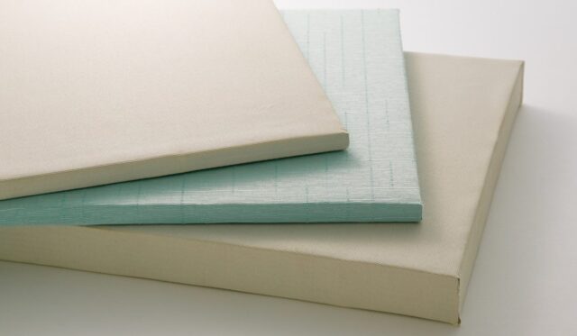 賃貸でも安心な防音材の貼り方~フレスコ糊で壁紙を貼り防音材を設置