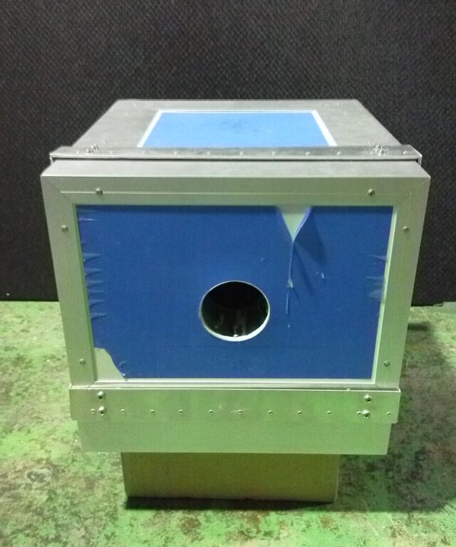 研究所内でも簡単組立！低周波騒音モーター対策