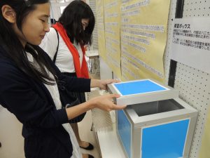 来場者にわかりやすく吸音を体感