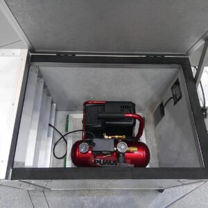 コンプレッサーを内部に入れた状態です