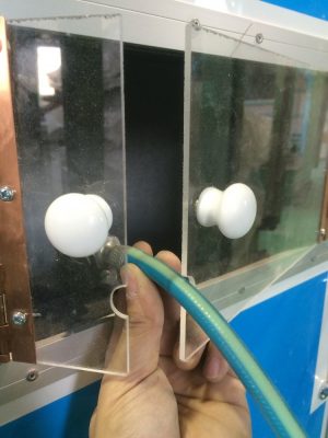 簡単に通すことができます