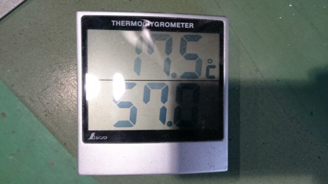 温度・湿度管理で防音パネル製造品質を安定しています