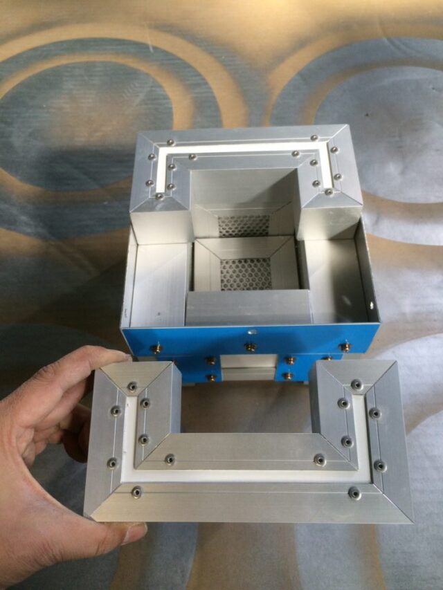 小型の耐水性吸音ボックス～『一人静タイプZ』を使用