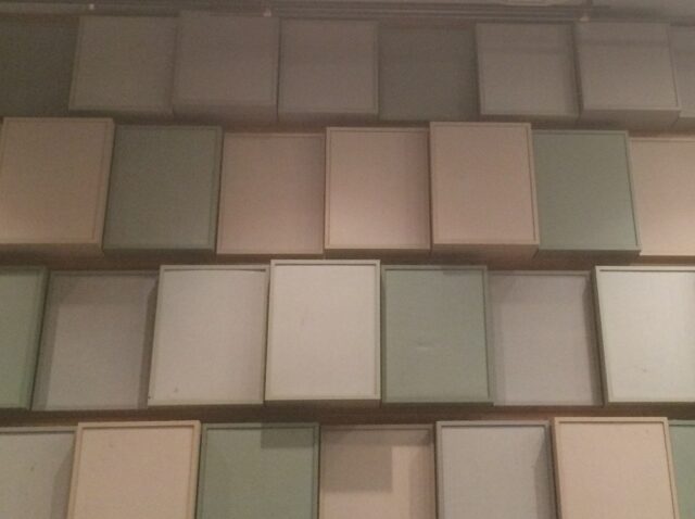 残響音・定在波対策～吸音材をなぜ凸凹に設置するのか