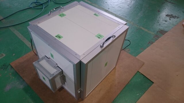 持ち運び可能な組立式小型防音ボックス