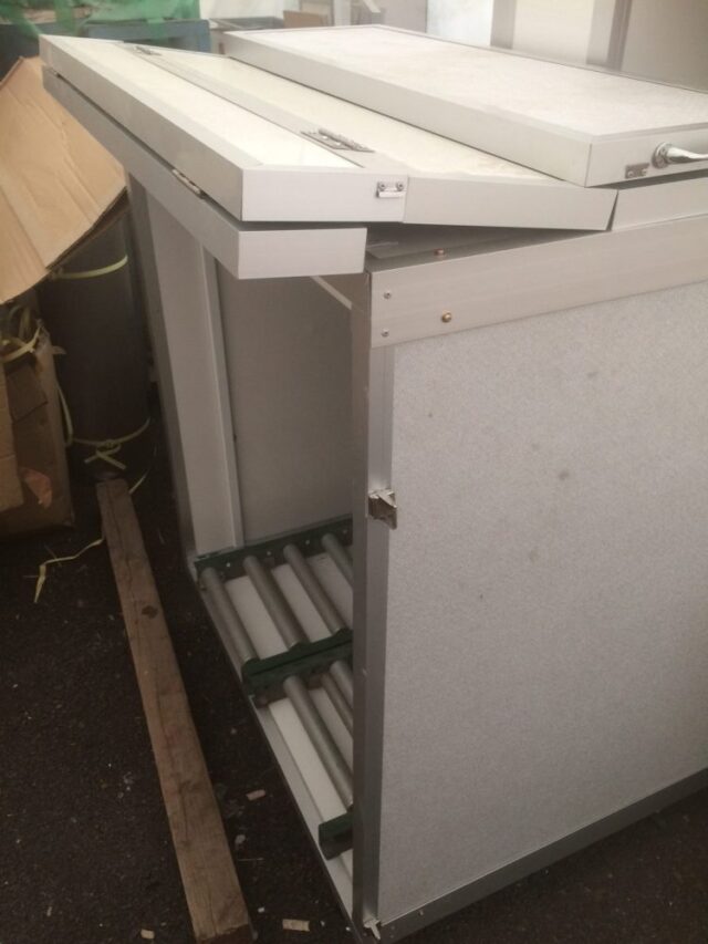 特殊加工防音ボックス～ボックスの開閉方法