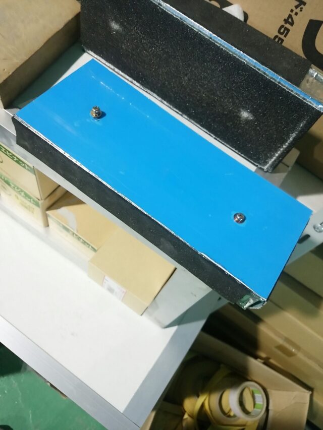 簡単に取り替えできる紙ヤスリ器を自作しました