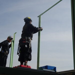 補強用鋼材を取り付け