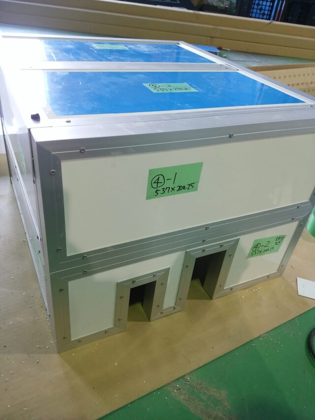 パネルが分割可能なマグネット付きの5面体防音ボックスを製作～音響測定にて約10dBの騒音低減を確認