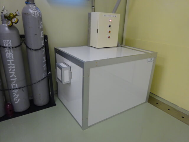 食品工場、クリーンルーム向け日本ブッシュ㈱製真空ポンプの騒音対策＠厚木