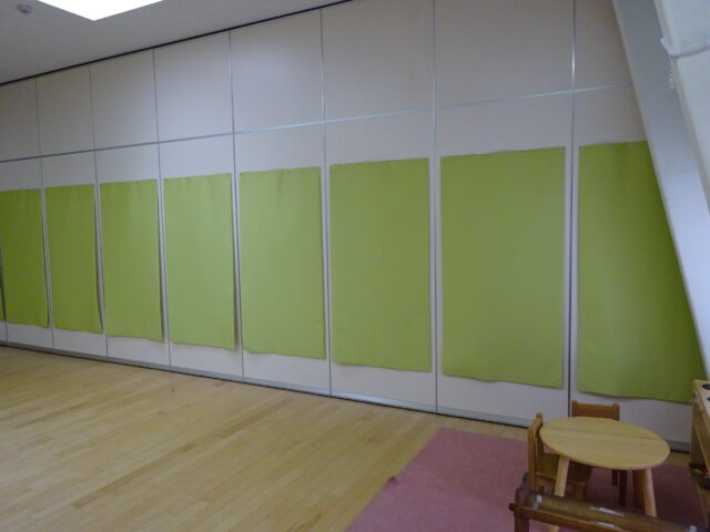 幼稚園の吸音対策@東京都豊島区～吸音材を室内に取りつけ園児の声の残響時間を低減