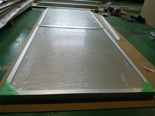 クリーンルームに最適な防音材「一人静タイプＺ」