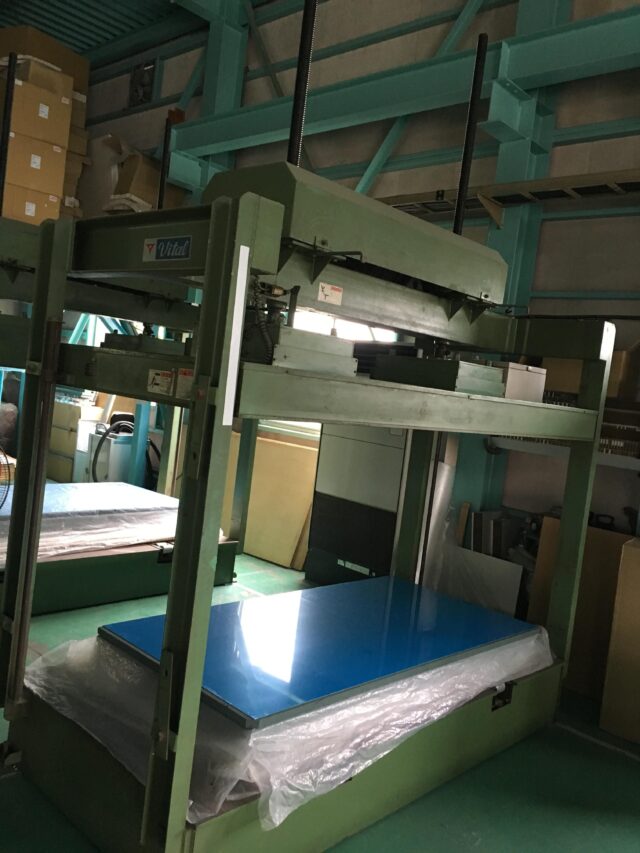 吸音パネルの加工に使用する機械・工具・部品をご紹介