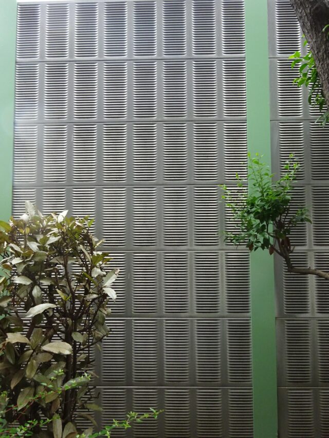 統一型防音壁と一人静タイプAプレミアの比較