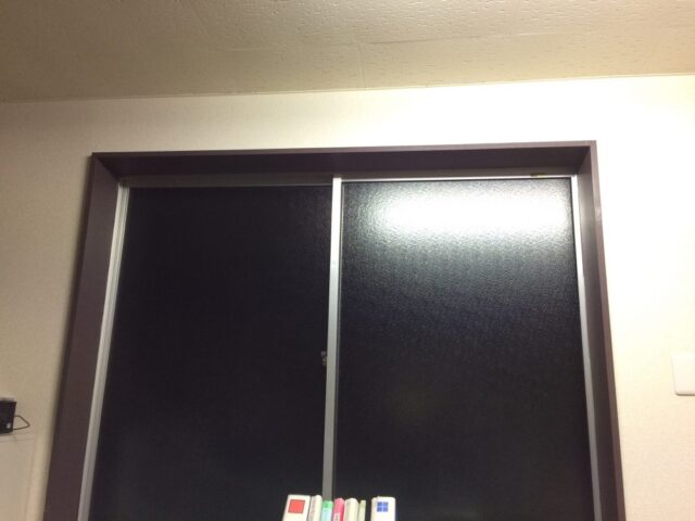 窓からの音漏れ対策～遮音性を高めて近隣住民とより良い関係に～