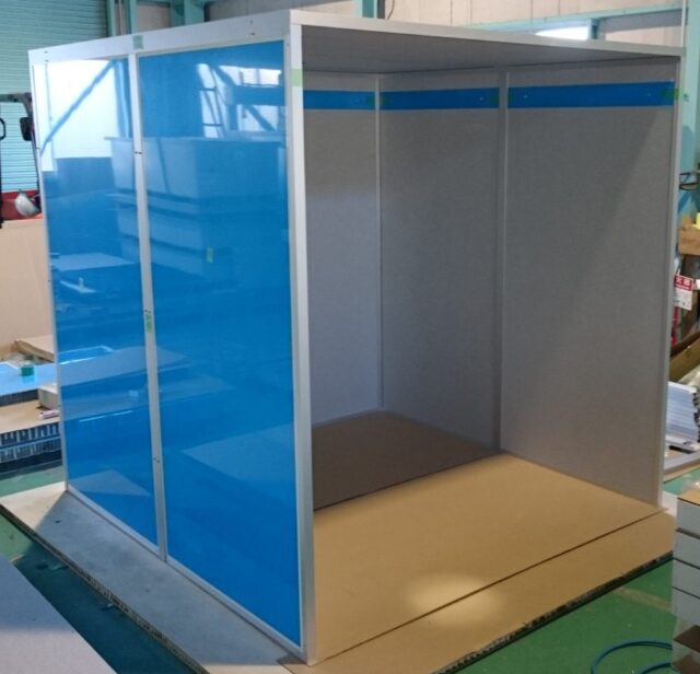 工場内の金属加工・溶接時の騒音対策用～片面だけ開放の4面体防音ボックスの制作