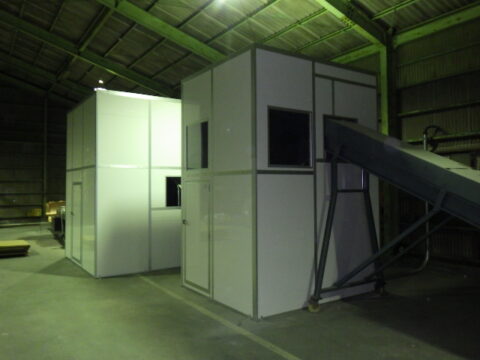 銅製品粉砕機の防音室を施工＠埼玉