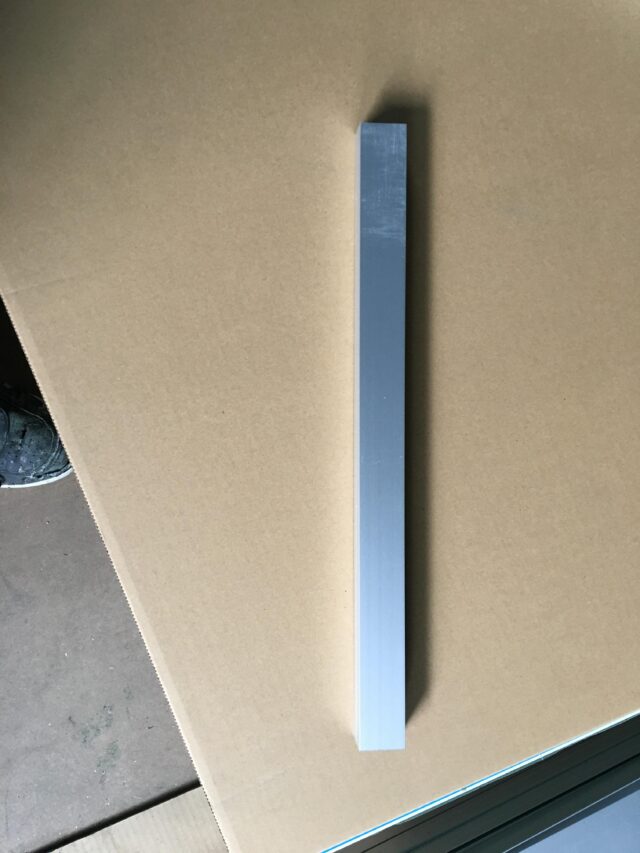 弊社吸音パネルの『端面補強枠』の取付け方～簡単な加工方法で見た目にも配慮