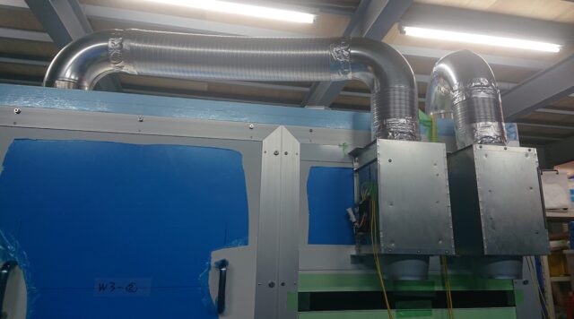 シロッコファン＋ダクトで吸気排気に静音性を