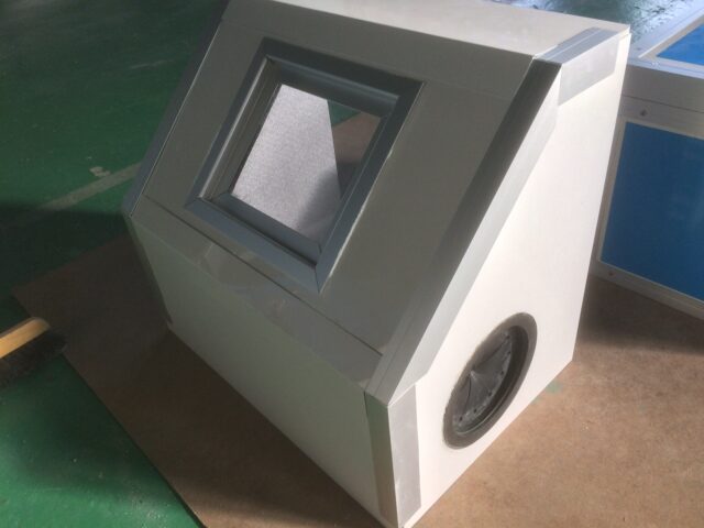 エアーやサンディング作業の騒音対策～作業性を損なわない窓付き防音BOXを製作