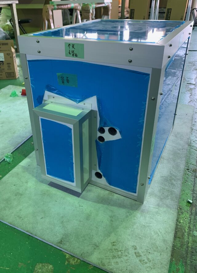 コンプレッサーの騒音対策～薄型放熱パネルを使用した防音ボックスで熱籠り対策