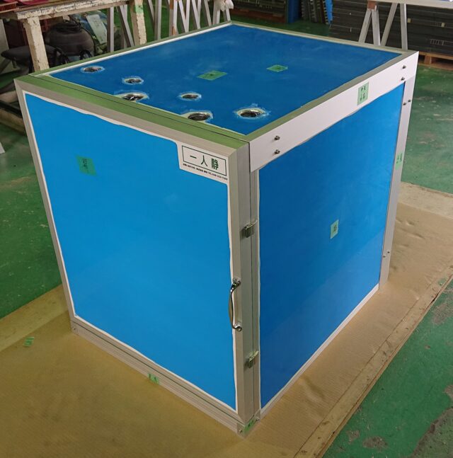 大学の研究室向けにコンプレッサー（圧縮機）防音ボックスを製作