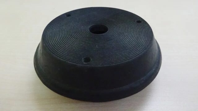 固体伝搬音の対策～一人静 防振ゴムで振動を抑制