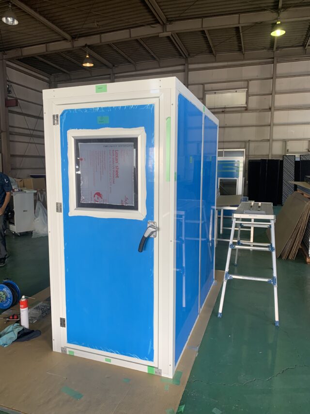 海外顧客向けの防音室サンプルのご紹介～サンプル送付の4つの利点や特徴について