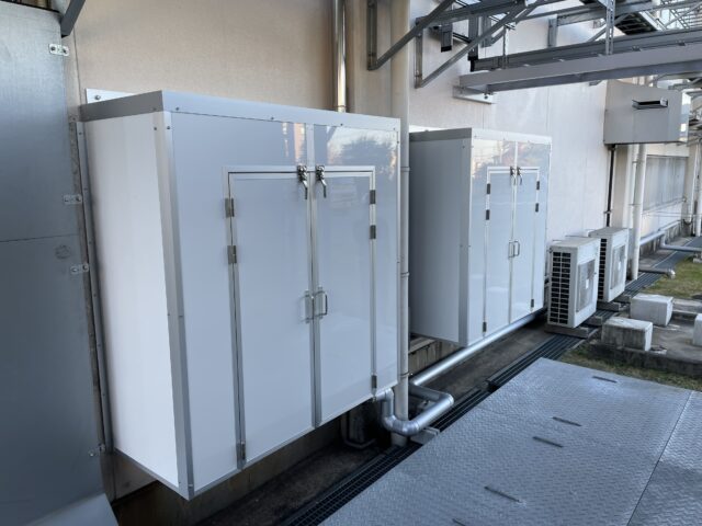 一人静パネルを用いた壁面取付サイレンサー製作と施工＠愛知～排風における騒音を83dB→68.5dBへ低減