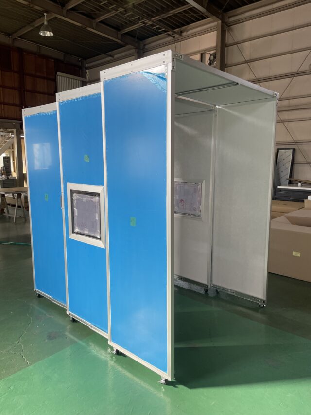 工作機械の稼働音対策＠神奈川～作業性と防音性を両立したスライド式パーティション製作