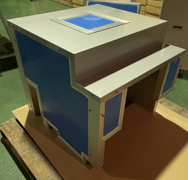 三菱製三相誘導モーターの騒音対策＠宮城県～「一人静 タイプL薄型」で5面体防音カバーを製作